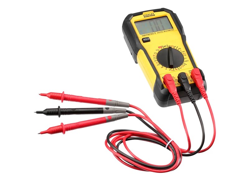 Osnovni digitalni multimeter Stanley FATMAX