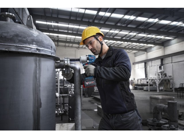 Akumulatorski udarni vijačnik Bosch GDS 18V-780+ kovček, 06019P4003