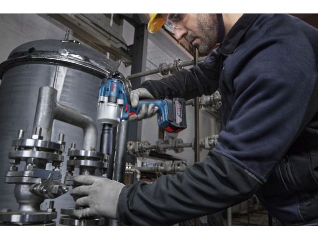 Akumulatorski udarni vijačnik Bosch GDS 18V-780+ kovček, 06019P4003