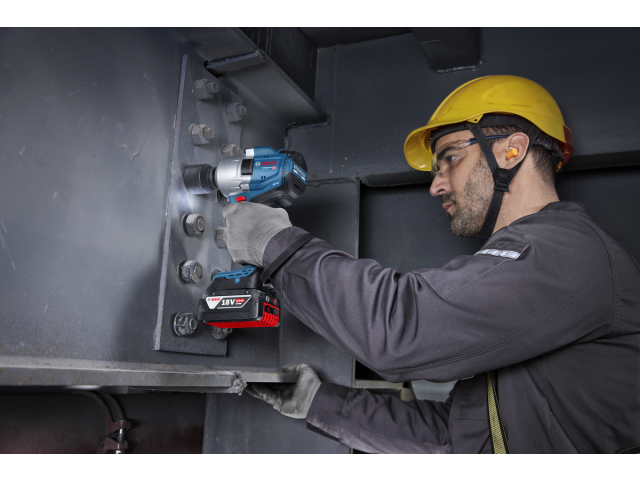 Akumulatorski udarni vijačnik Bosch GDS 18V-780+ kovček, 06019P4003