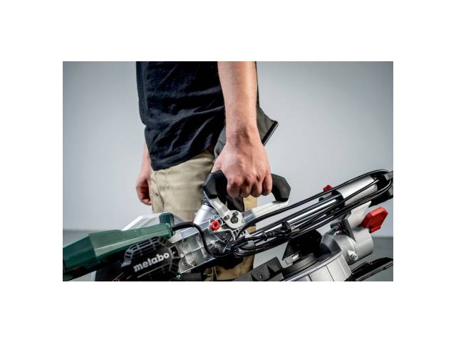 Potezna zajeralna žaga Metabo KGS 216 M, 1200W, 216x30mm, 13,4kg, 613216000