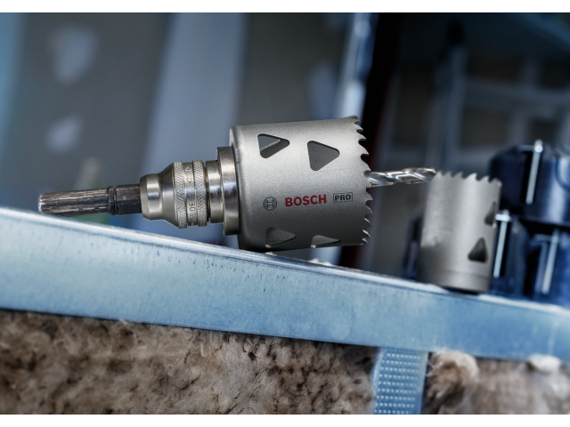 Žaga za izrezovanje lukenj Bosch PRO Multi Material, Dimenzije: 114x44mm, z navojem, 2608901538