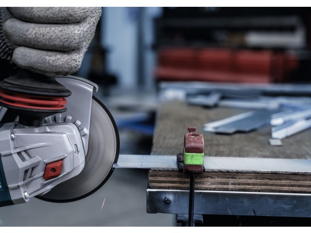 Vezana rezalna plošča Bosch PRO Stainless Steel and Metal, 125 x 0,8 x 22,23 mm, ravna, 2608603488