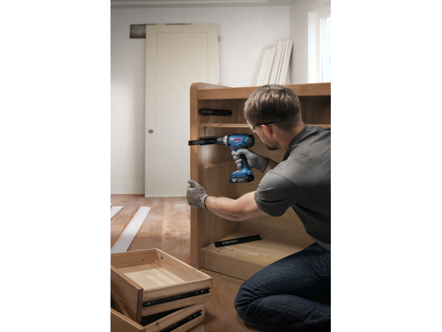 Akumulatorski udarni vrtalniki/vijačnik Bosch GSB 18V-25, 06019K9301