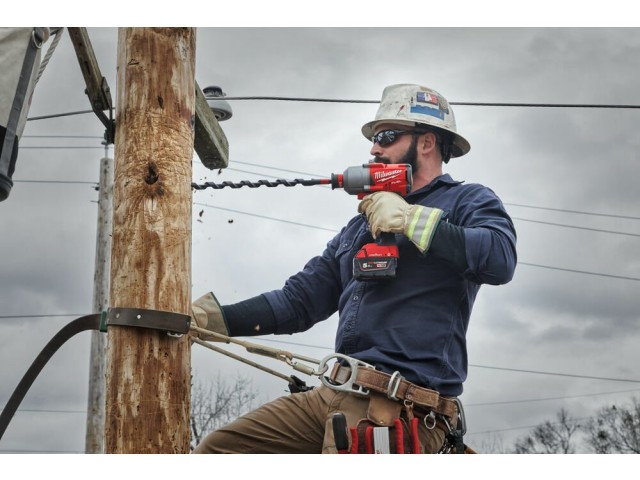 Akumulatorski udarni vijačnik Milwaukee M18 ONEFHIWH716-0X v kovčku, 4933479152