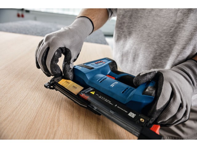 Akumulatorski žebljalnik Bosch GNH 18V-35, 0601482700