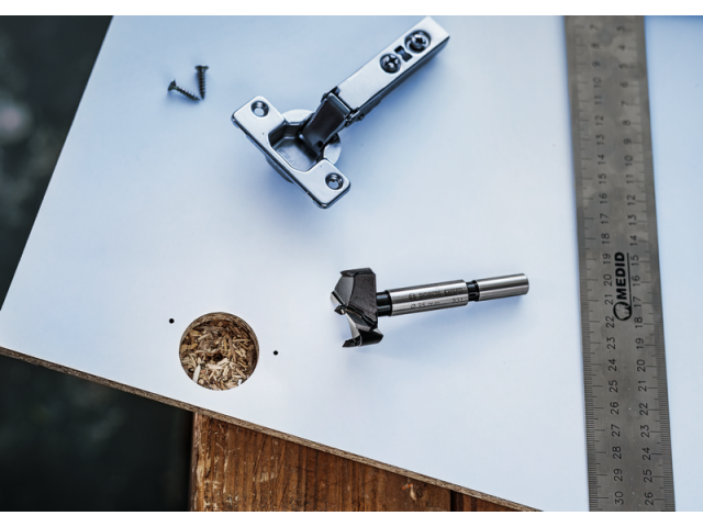 Komplet svedrov za vrtanje izvrtin za tečaje Bosch EXPERT Laminated Wood, 2608901844