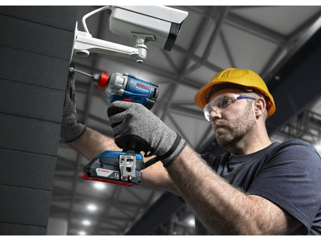 Akumulatorski udarni vijačnik Bosch GDX 18V-285, 06019N2122