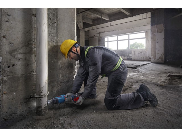 Akumulatorska sabljasta žaga Bosch GSA 18V-24, 06016A5101