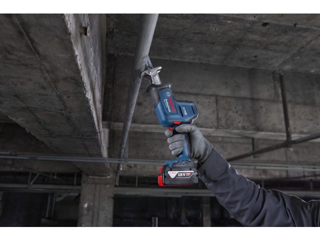 Akumulatorska sabljasta žaga Bosch GSA 18V-24, 06016A5101