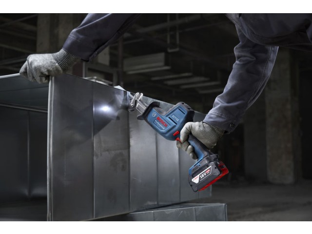 Akumulatorska sabljasta žaga Bosch GSA 18V-24, 06016A5101