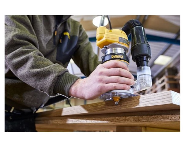Enoročni rezkalnik DeWALT D26200