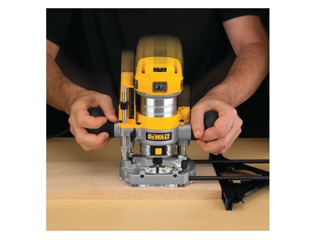 Električni nadrezkar DeWALT D26203