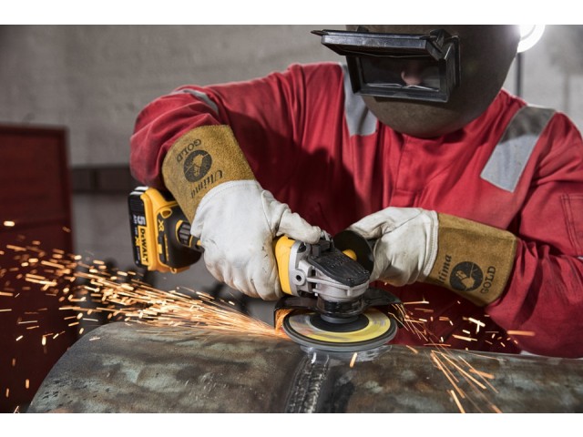 Akumulatorski kotni brusilnik Dewalt DCG405NT v kovčku