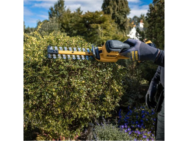 Akumulatorske škarje za živo mejo Dewalt DCMHT520N
