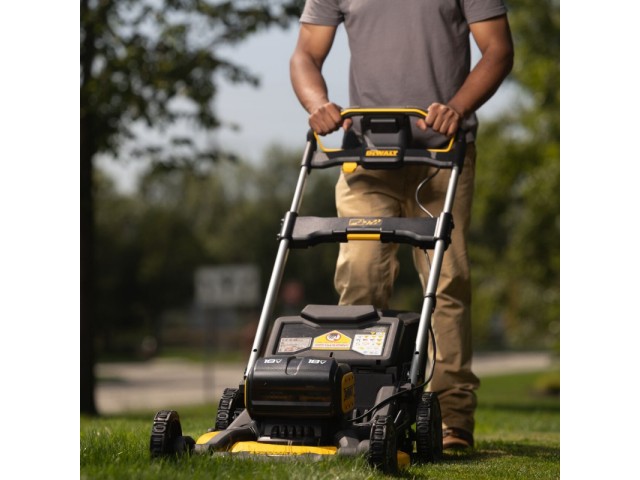 Akumulatorska kosilnica Dewalt DCMWP134N
