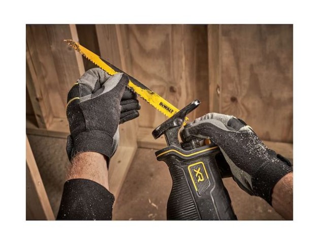 Akumulatorska sabljasta žaga Dewalt DCS382NT