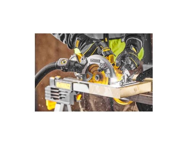 Akumulatorska ročna krožna žaga Dewalt DCS573NT v kovčku