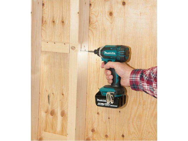 Akumulatorski udarni vijačnik Makita DTD152RMJ