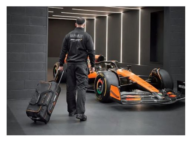 Torba za orodje Dewalt McLaren F1 Team DWST83522-9