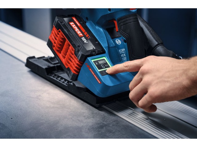 Akumulatorska potopna žaga BITURBO Bosch Expert EXKT 18V-52 G, 06016B4100