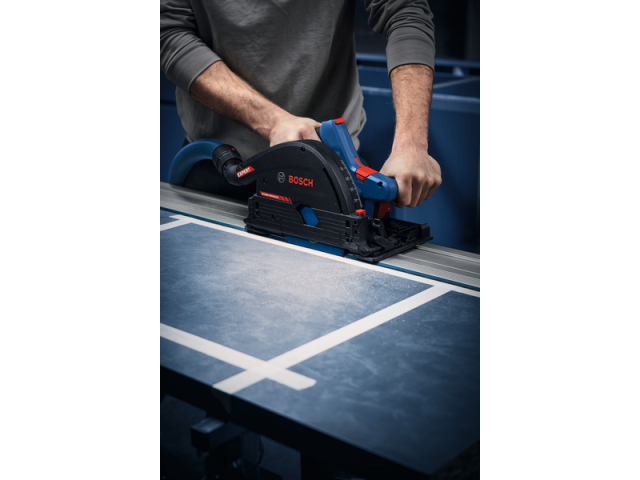 Akumulatorska potopna žaga BITURBO Bosch Expert EXKT 18V-52 G, 06016B4100