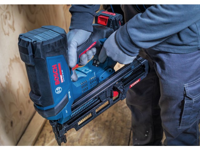 Akumulatorski žebljalnik za les Bosch EXPERT EXNH 18V-90 MR, 06019R1302