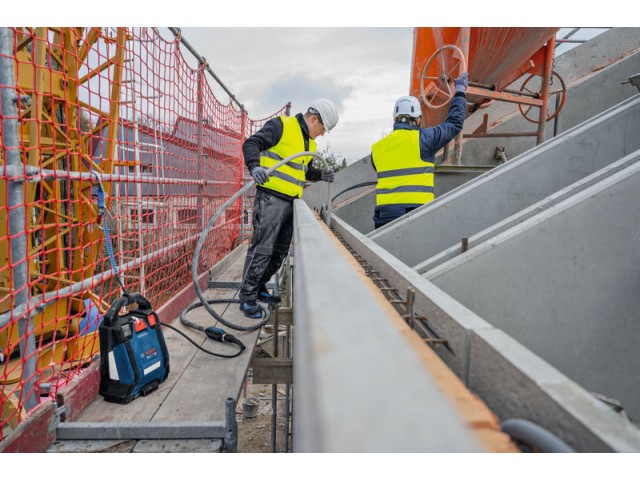 Aku. kompresor vibratorja za beton Bosch GPU18V2DI, 06019P9000