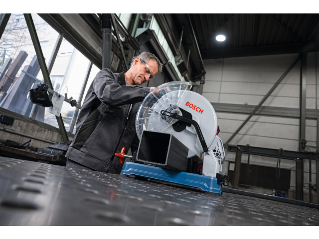 Akumulatorska krožna žaga za kovino Bosch GCD 18V-355, 0601B59000