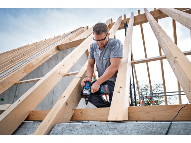 Akumulatorski udarni vijačnik Bosch GDS 18V-1000, 06019J8302