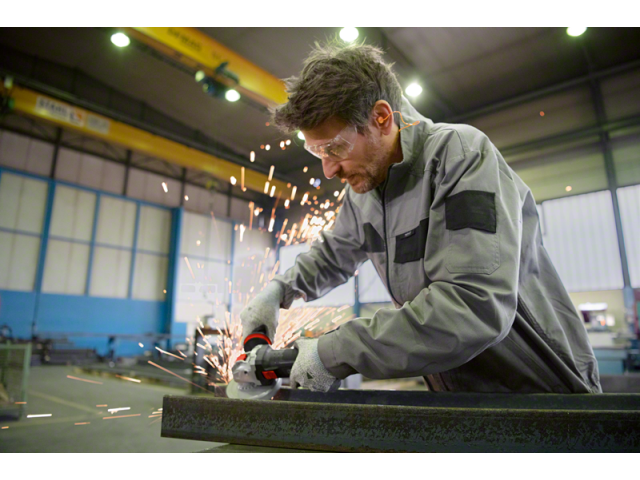 Kotni brusilnik Bosch s sistemom X-LOCK GWX 17-125 S, 125mm, 2.2kg, 06017D2300