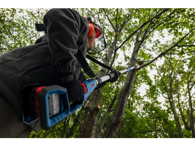  Akumulatorske teleskopske škarje za obrezovanje vej Bosch GKE 18V-25 TP, 06008D6000