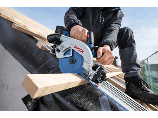 Akumulatorska krožna žaga Bosch GKS 18V-57-2 GX, 06016C1000