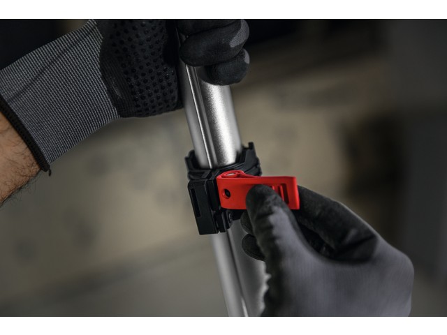 Brezžična svetilka Bosch GLT18V-5000, 06019P5000