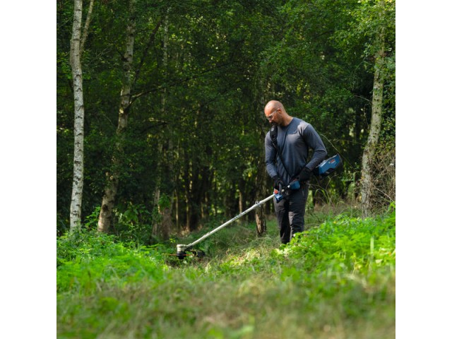 Akumulatorska kosilnica z nitjo Bosch GRT 18V-40, 06008D0200