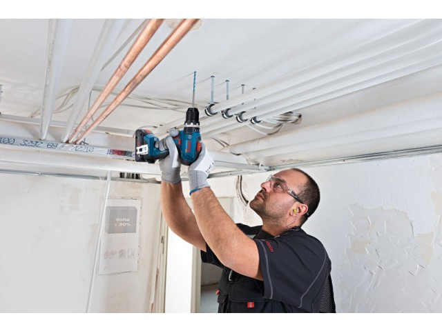 Akumulatorski udarni vrtalnik/vijačnik Bosch GSB 18V-65, 06019N3333