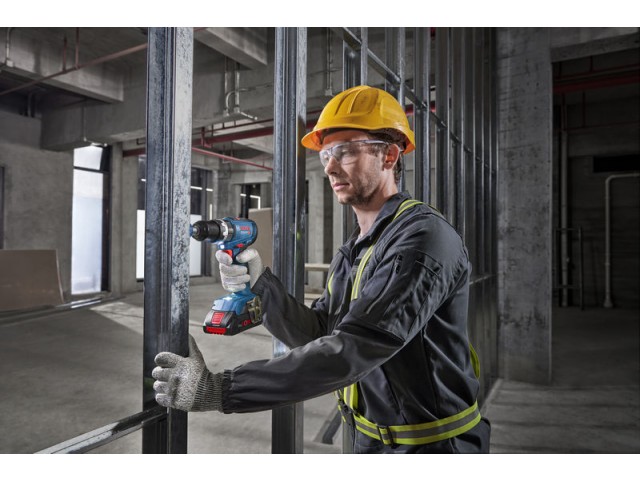 Akumulatorski udarni vrtalnik/vijačnik Bosch GSB 18V-65, 06019N3333