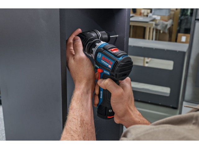 Akumulatorski vijačnik Bosch GSR 12V-32 FC, 06019N7101