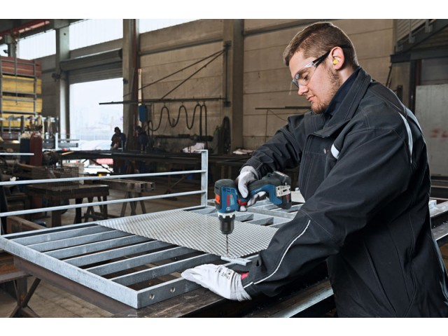 Bosch PRO Komplet 3 orodij 18 V: GSR + GBH + GWS + 2x GBA 5.0 Ah + GAL 18V-40, 0615A5009G