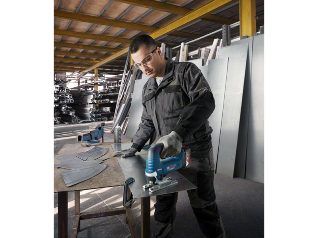 Akumulatorska vbodna žaga Bosch GST 185-LI, 06015B3024