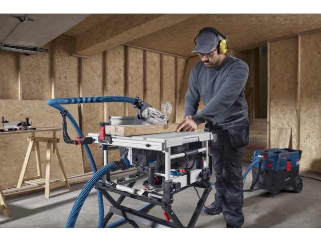 Električna namizna krožna žaga GTS 70-216, 0601B30600