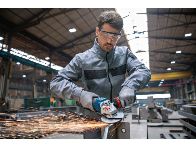 Akumulatorski kotni brusilnik Bosch BITURBO GWS 18V-15 PSC, 06019H6B00