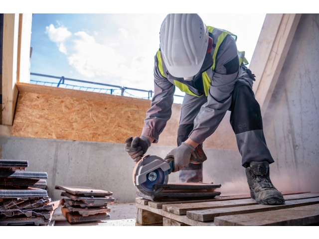 Akumulatorski kotni brusilnik Bosch GWS 18V-180 P, 18V, 180mm, M14, 2.8kg, 06019H6L01