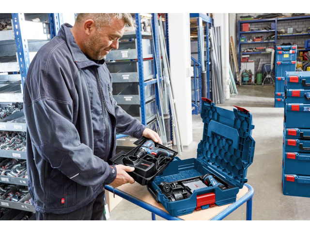 Bosch PRO Komplet 3 orodij 18 V: GSR + GBH + GWS + 2x GBA 5.0 Ah + GAL 18V-40, 0615A5009G