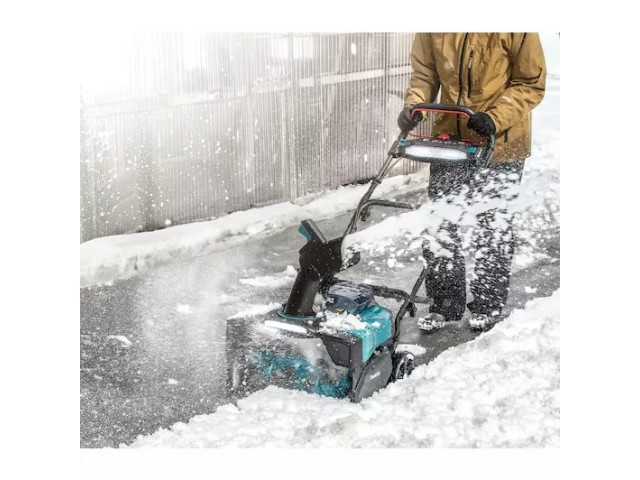 Akumulatorska snežna freza Makita SN001GZ, 40V XGT, 530mm, Max.višina: 300mm, Teža: 18.8 kg