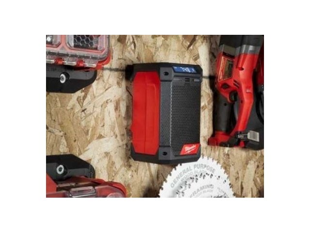 Radio-polnilnik M12 RCDAB+ MILWAUKEE, 4933472114