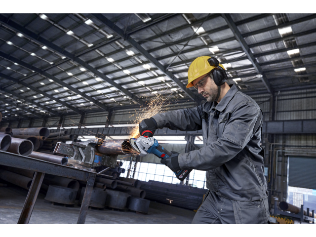 Aku. kotni brusilnik Bosch PRO GWS18V-11PS, 06019N4301