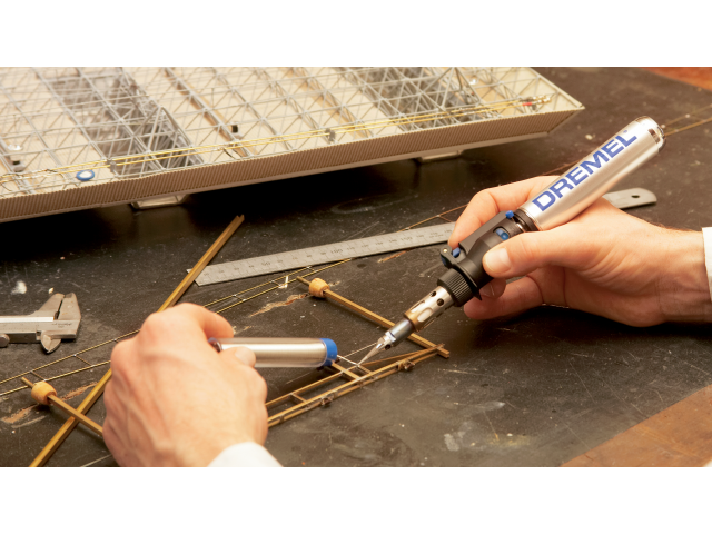 Večnamenski spajkalnik Dremel® VersaTip (2000-6), 1200C, 17ml/9 g, 0.135kg, F0132000JA