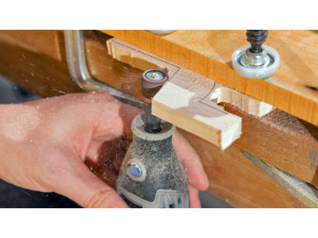 Brusilni trak in vpenjalni trn Dremel, 13mm, Zrnatost: 60, 2615040732