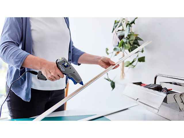 Lepilna pištola DREMEL® 940, 12W, 195°C, 0.30kg, F0130940JA